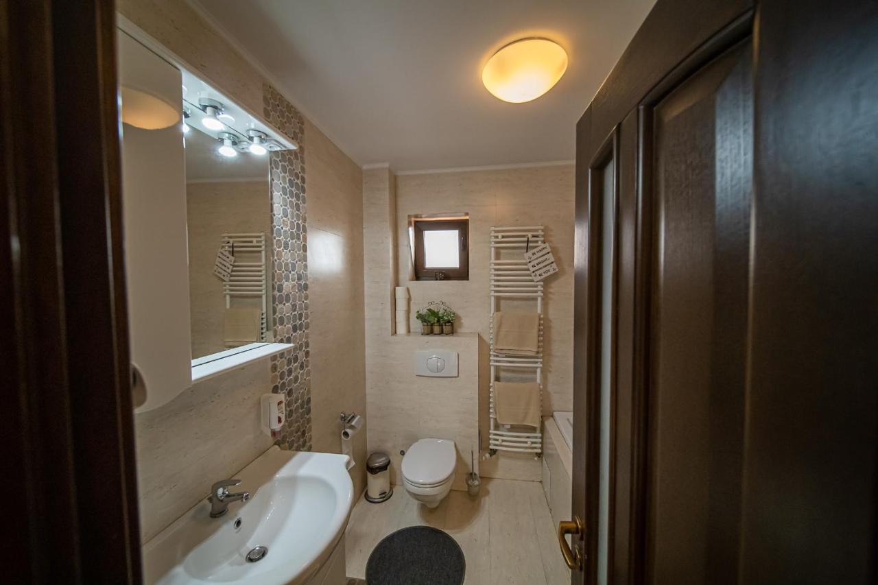 Apartament Tatu Bar&Grill Otopeni Dış mekan fotoğraf